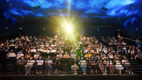 <b>Women are fueling the box office in China, Hollywood should take note</b>