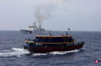 The Philippines accuses Chinese ships in dangerous exercises in the South China Sea